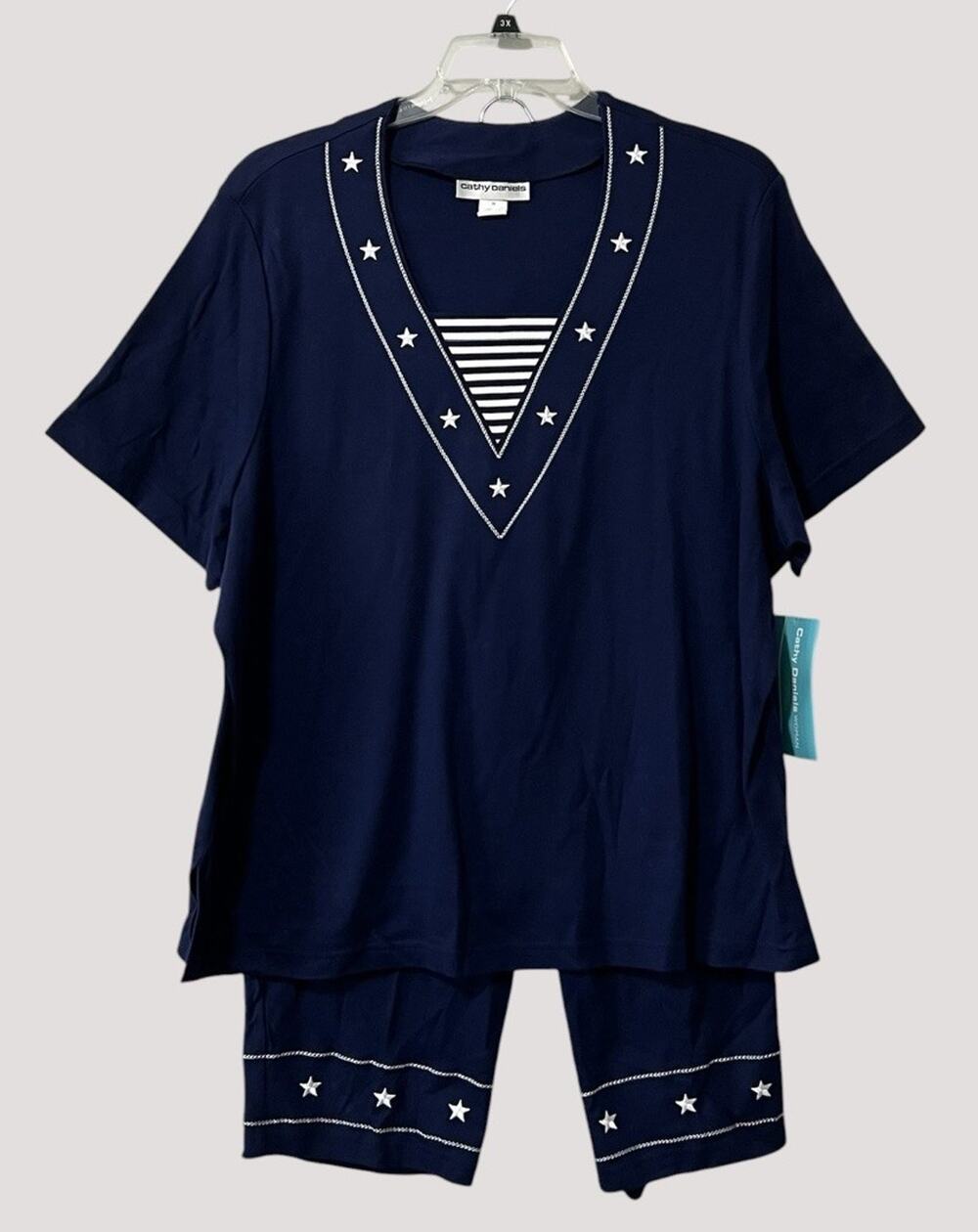 Cathy Daniels Set Women 1X-3X Navy Blue Star Print Top Capri Pants Americana NWT